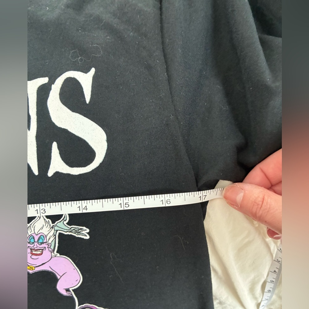 Disney Villains Black T-Shirt women small - Picture 4 of 5